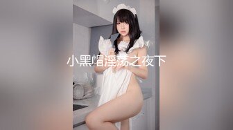 本人比照片还漂亮，花臂纹身娇小美女，撩下衣服就要吸奶子，跪着深喉舔屌，抱起来撞击爆插，如此美女连续搞了两炮