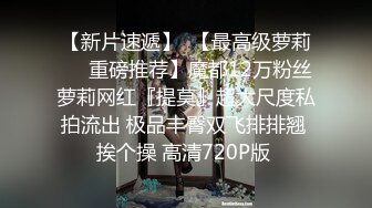 游乐场全景偷拍多位年轻的牛仔裤嫩妹进去发现没纸了这可咋办 (1)