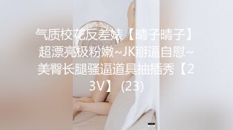 【母子乱伦】一个风骚老妈和孝顺儿子的故事，操母亲的大黑逼流淫水