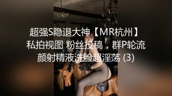 游乐场女厕全景偷拍几个撅着屁股嘘嘘的高颜值美女 (3)