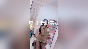  细腰大奶骚熟女！激情操逼很主动！大奶夹屌乳交，骑乘位上下套弄，大奶子直晃动