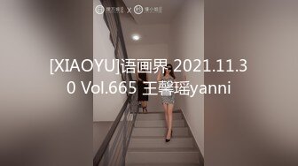 大神一路跟踪尾随 偷拍穿着连体衣上厕所的高跟美少妇